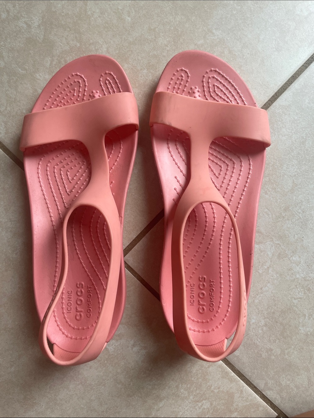 CROCS Women's Coral Pink T-Strap Sandals